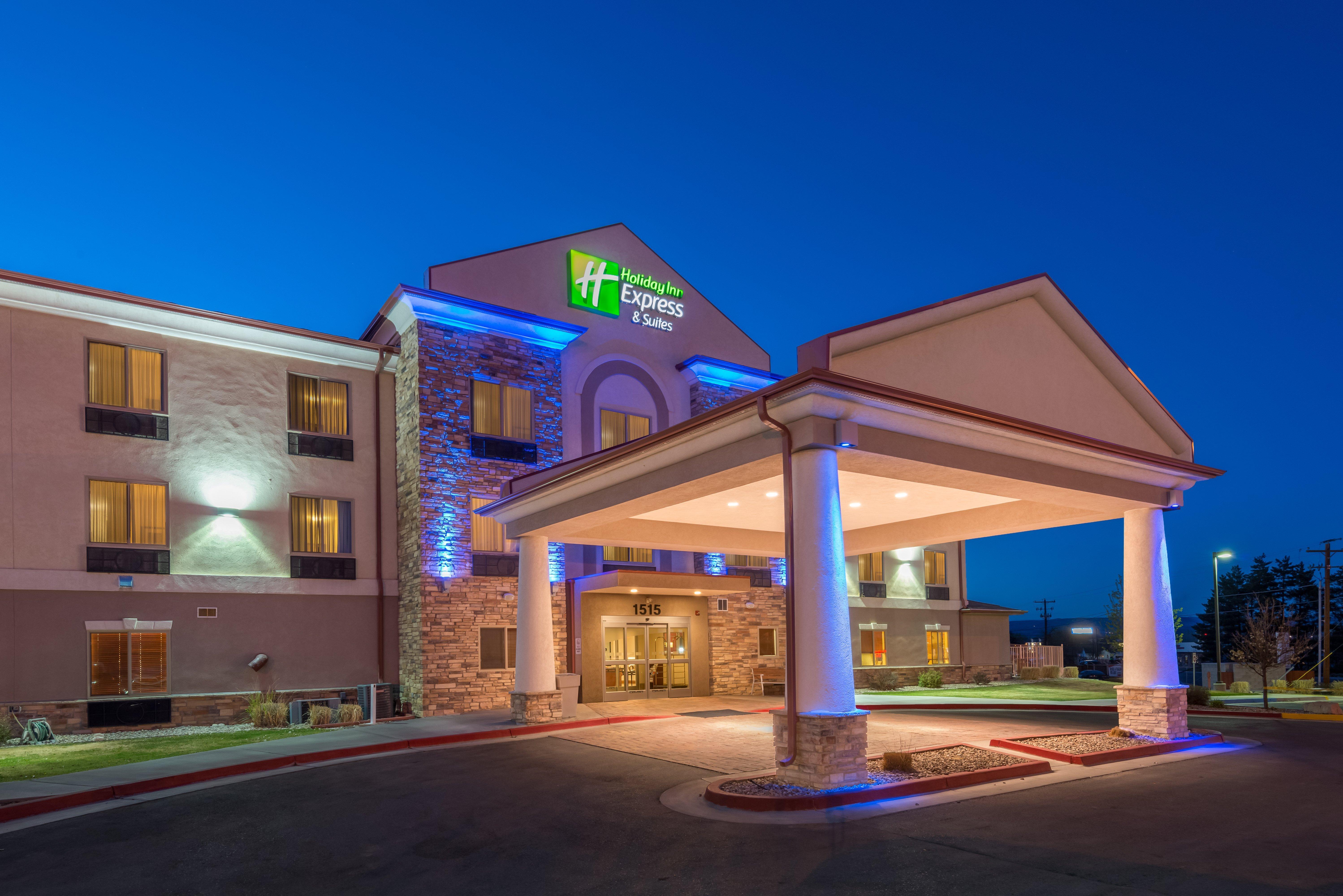 Holiday Inn Express Hotel Vernal By Ihg Exterior foto