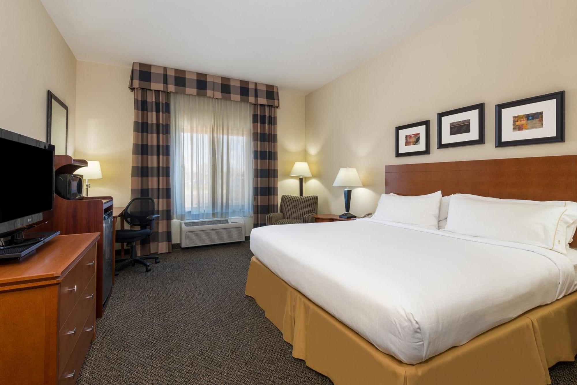 Holiday Inn Express Hotel Vernal By Ihg Exterior foto